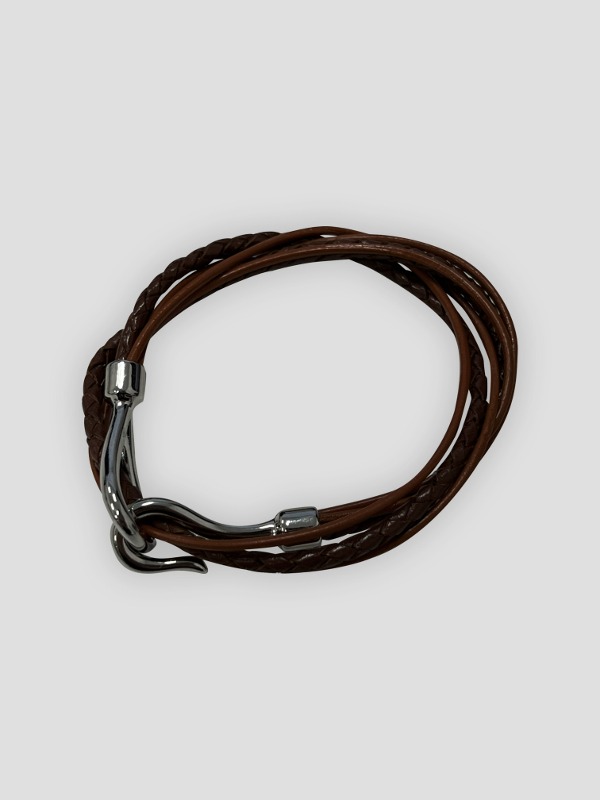 Leather bracelets, cross design (3C)